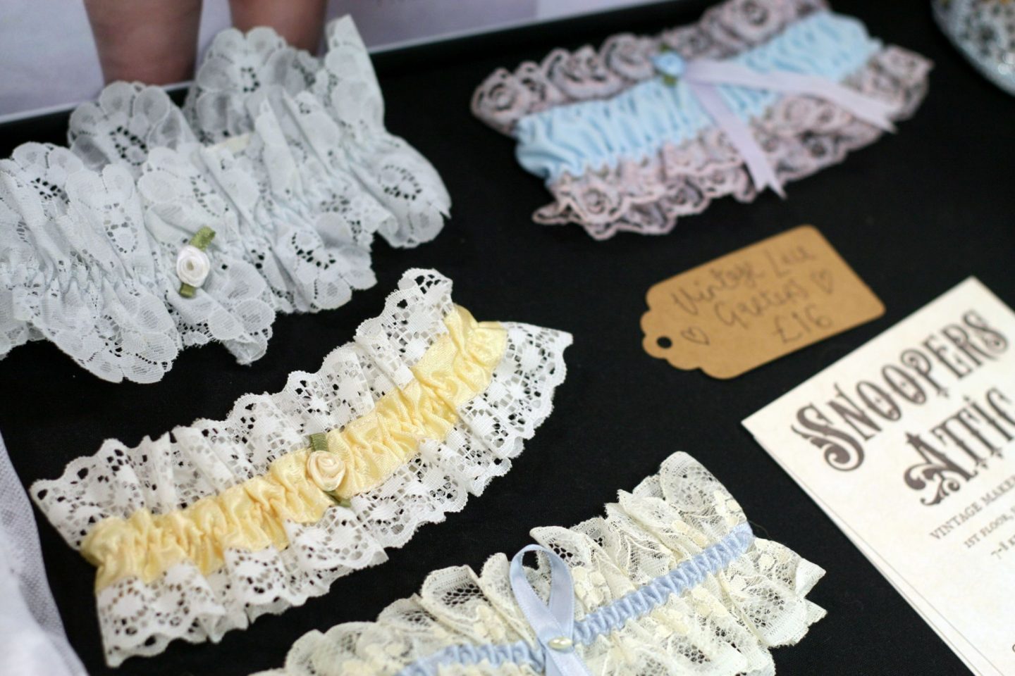 lacy vintage wedding garters